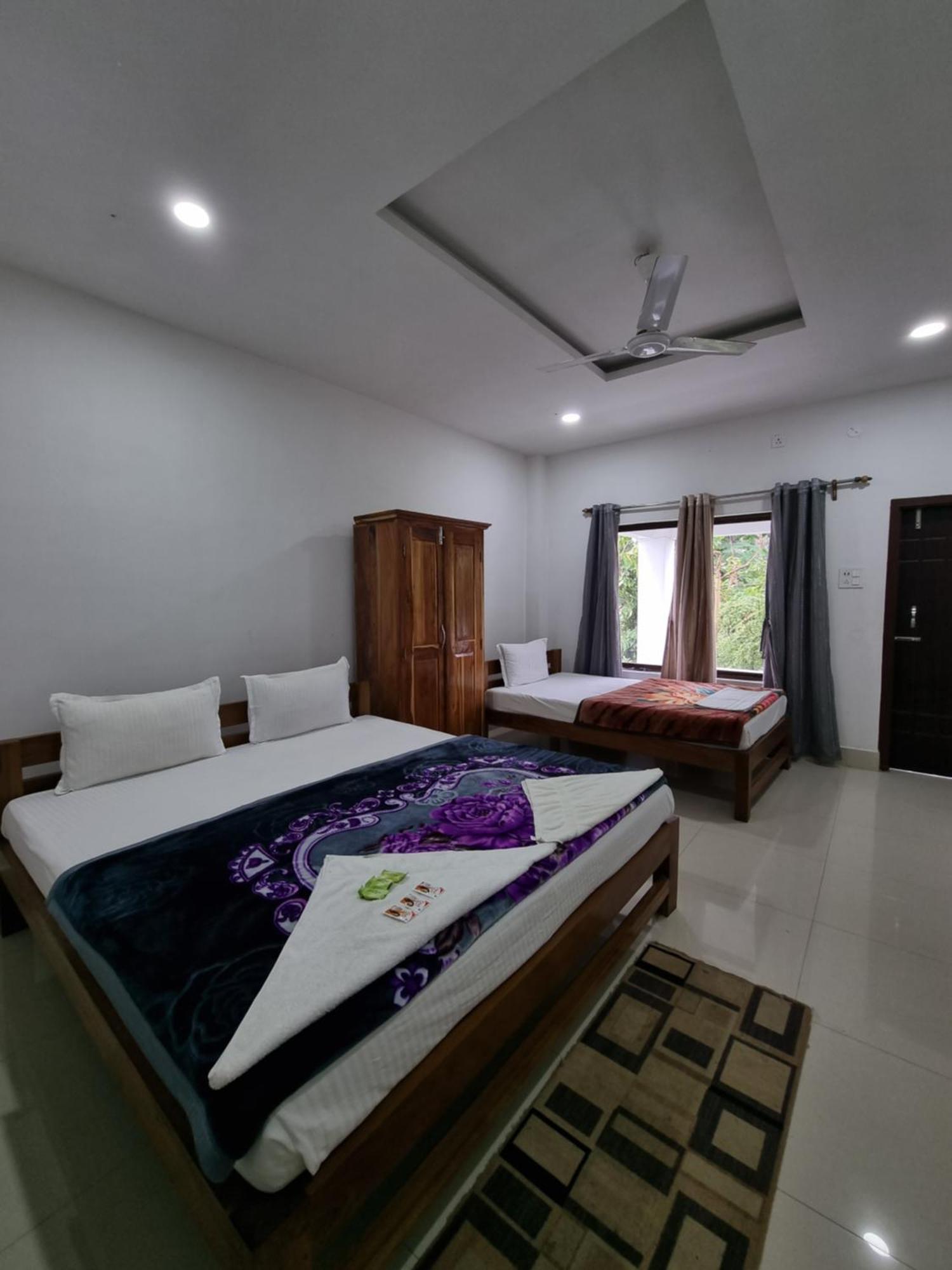 Shivaji Inn Kaziranga Exterior photo