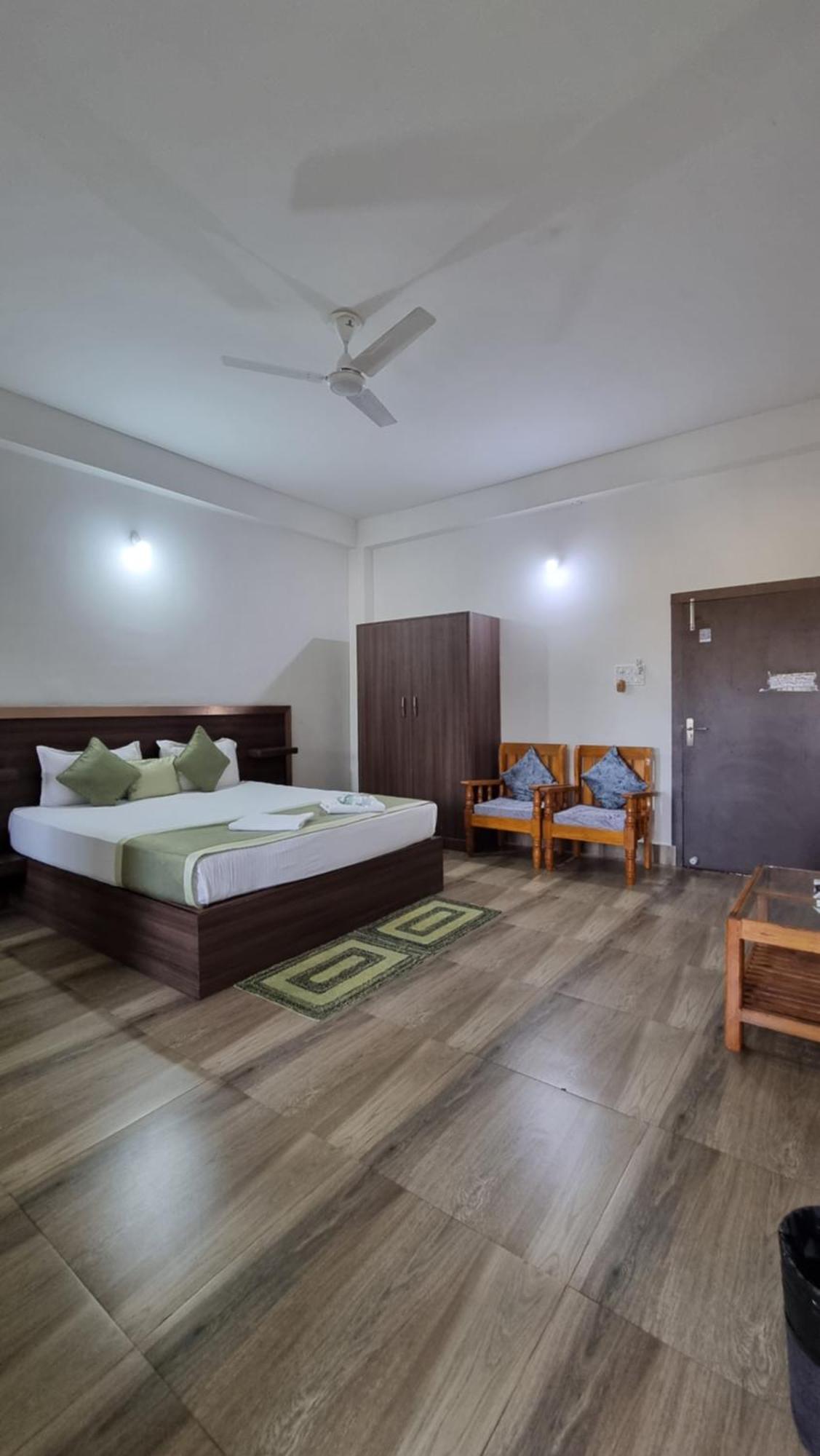 Shivaji Inn Kaziranga Exterior photo